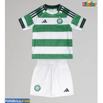 Celtic Heimtrikotsatz Kinder 2025-26 Kurzarm (+ Kurze Hosen)
